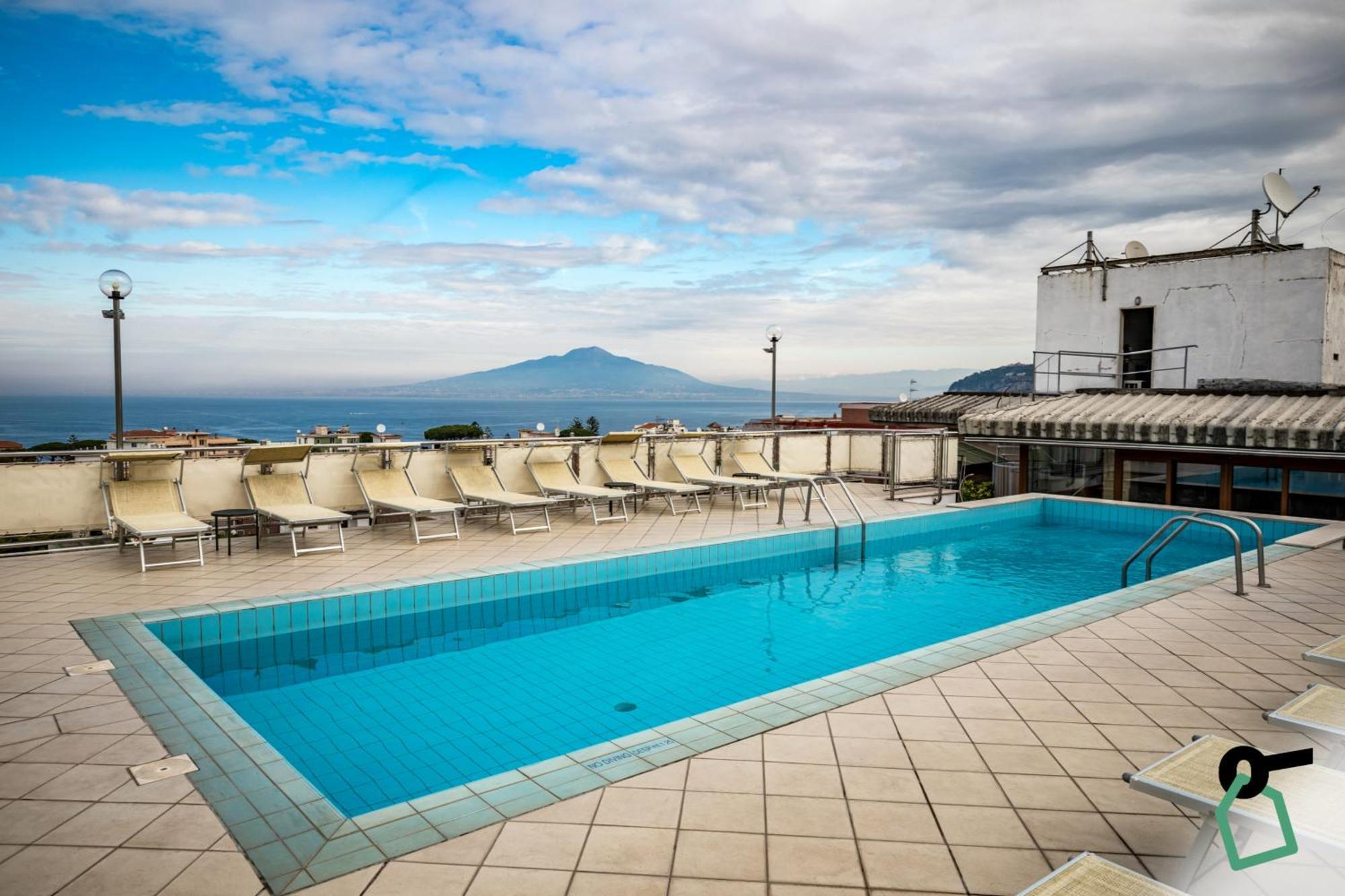 Hotiday Room Collection - Sorrento Eksteriør billede